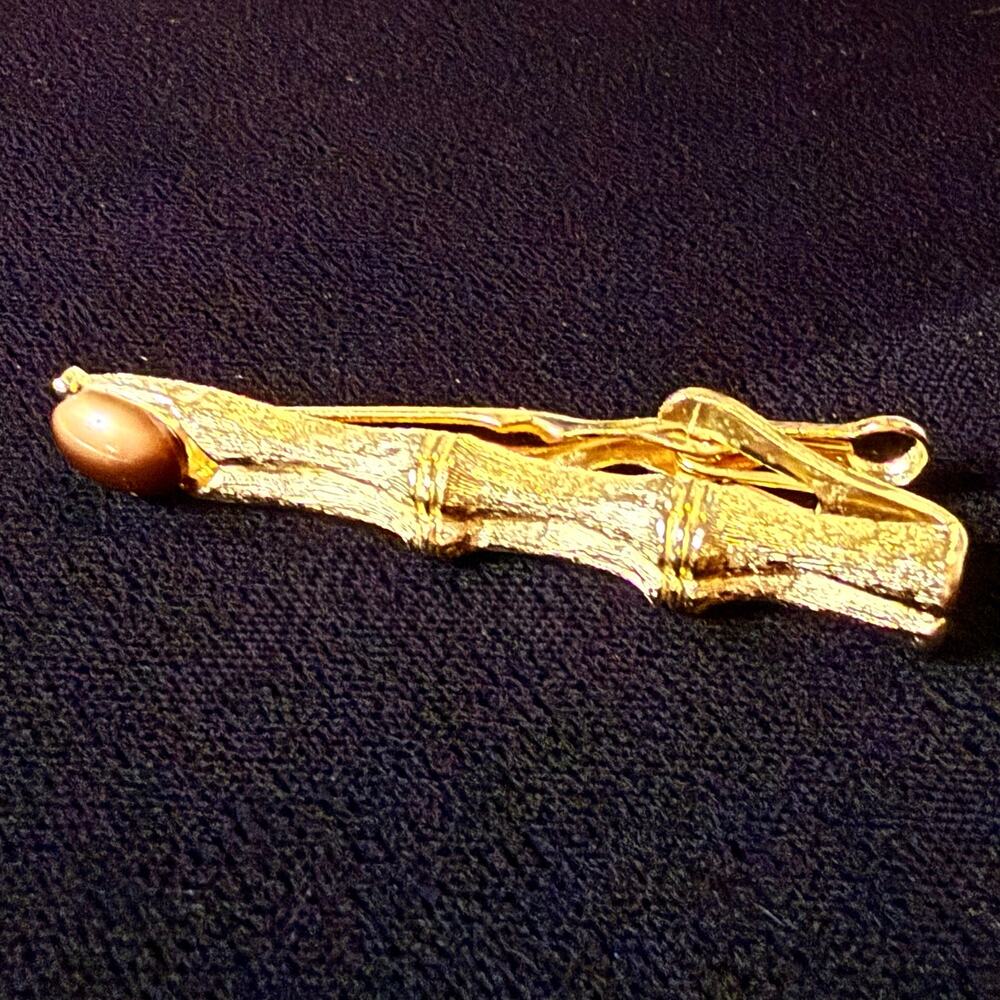 Vintage Swank Tie Clip Mens Gold Tone Bamboo Style Brown Glass Cabochon Tie Bar